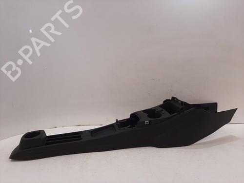 Console central VW POLO V (6R1, 6C1) 1.4 (6R1) (85 hp) 29636576