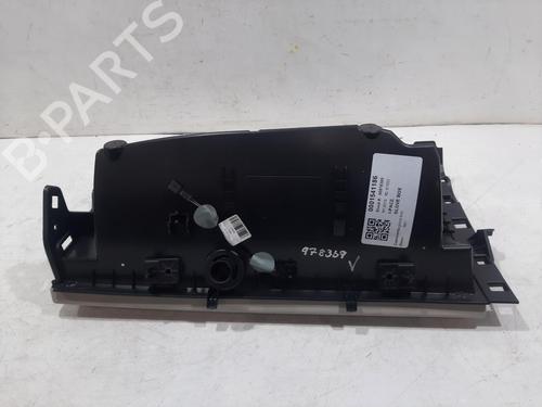 Boîte à gants JAGUAR I-PACE (X590) EV400 AWD | BP29883023C95