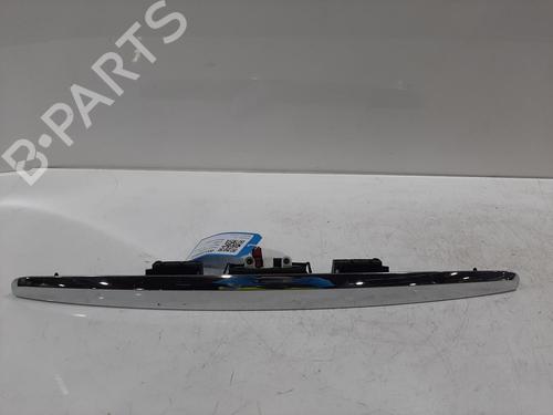 Used Tailgate handle Tailgate handle MERCEDES-BENZ A-CLASS (W169) A 160 (169.031, 169.331) (95 hp) 33988024 33988024