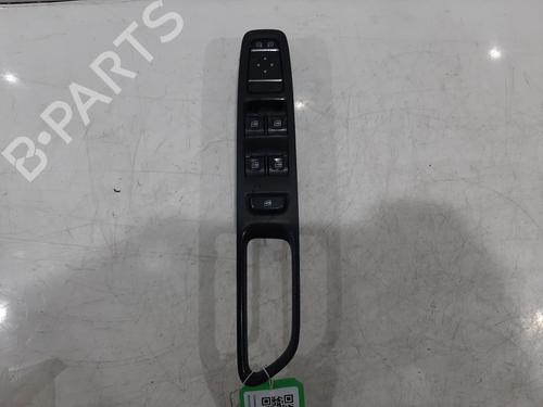 Used Switch Switch RENAULT CAPTUR I (J5_, H5_) 0.9 TCe 90 (90 hp) 35769401 35769401
