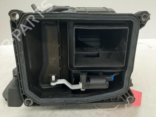 Heater blower motor AUDI R8 Spyder (427, 429) 5.2 FSI quattro | BP26775259M62 