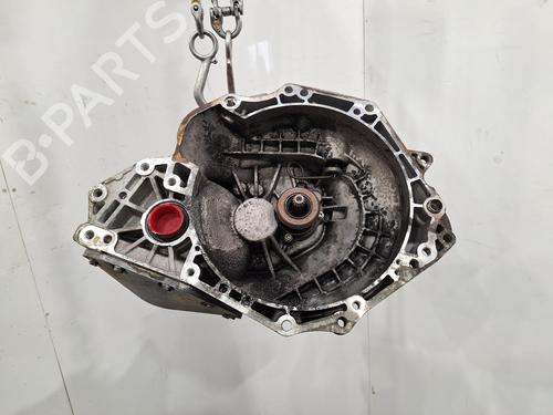Getriebe für VAUXHALL CORSA Mk IV (E) (X15) 1.4 (75 hp) 31812718