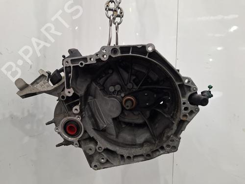 Used Gearbox VAUXHALL CORSA Mk V (F) 1.2 (101 hp) 31846883