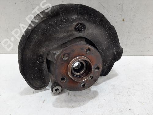 Used Left front steering knuckle BMW 2 Active Tourer (F45) 218 d (150 hp) 32528830