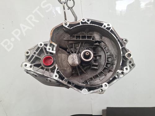 Used Gearbox VAUXHALL CORSA Mk IV (E) (X15) 1.4 (90 hp) 29496711