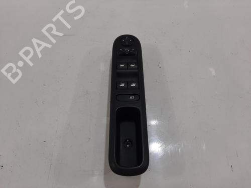 Interruttore Interruttore PEUGEOT 3008 I MPV (0U_) 1.6 BlueHDi 120 (120 hp) 36154212 36154212