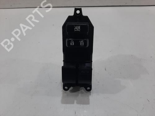 Pulsantiera TOYOTA YARIS (_P13_) 1.3 (NSP130_, NSP130) (99 hp) 31341632