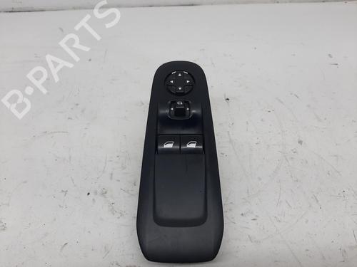 Used Right front window switch Right front window switch 26797553 26797553