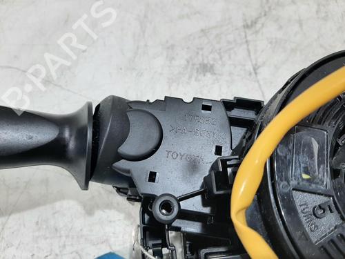 Switch TOYOTA AURIS (_E18_) 1.2 (NRE185_, NRE185R) | BP30517528I30 