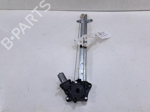 Vindusheismekanisme venstre foran SUZUKI VITARA (LY) 1.4 Hybrid (Mild Hybrid) (APK414) (129 hp) 31812298