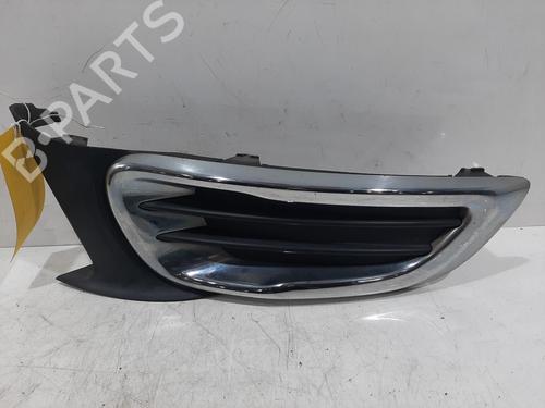 left-front-fog-light-citroen-c3-picasso-sh_-2008-38513134 main image