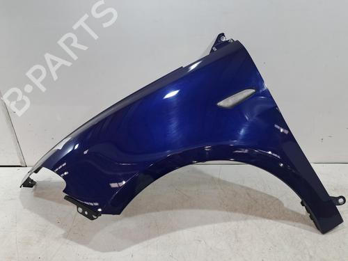 Guarda-lamas esquerdo Guarda-lamas esquerdo CHRYSLER YPSILON 1.2 (69 hp) 36551394 36551394