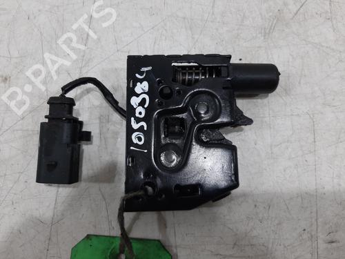 Used Hood lock Hood lock AUDI A3 Sportback (8VA, 8VF) 2.0 TDI (150 hp) 35769056 35769056