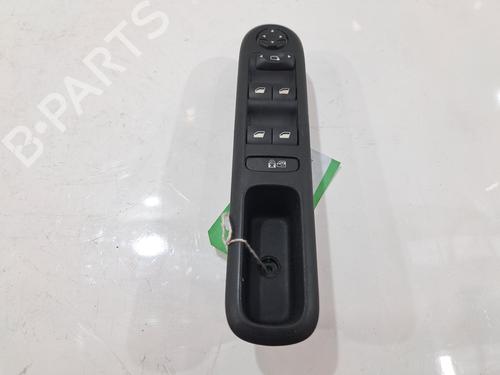 Used Right front window switch Right front window switch 37433348 37433348