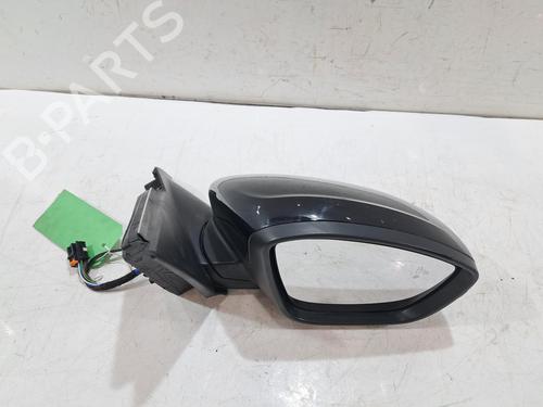 Used Right mirror Right mirror 37172477 37172477