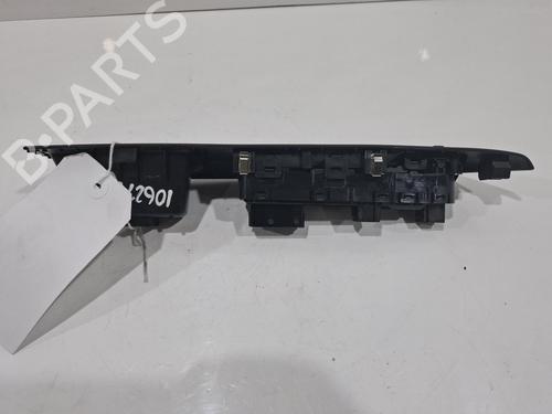 Right front window switch VAUXHALL CORSA Mk V (F) 1.2 | BP39724755I26 - Image 2