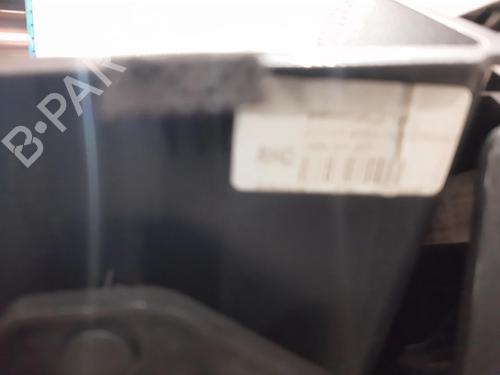 Mittelkonsole HYUNDAI i30 (PDE, PD, PDEN) 1.4 T-GDI | BP32478357I22