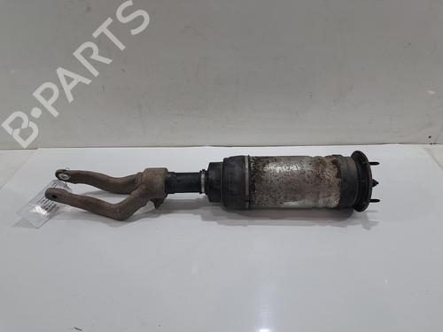 right-front-shock-absorber-jaguar-i-pace-x590-2018-34733253 main image