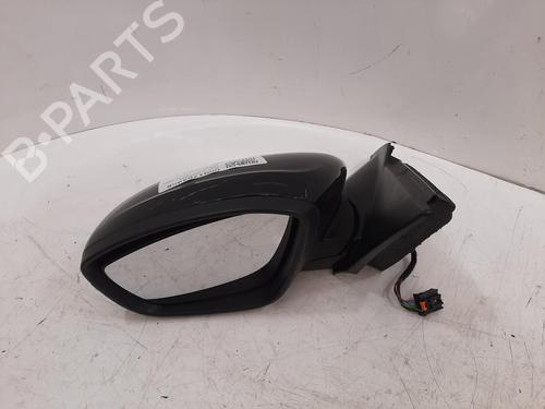 Used Left mirror Left mirror 37067001 37067001