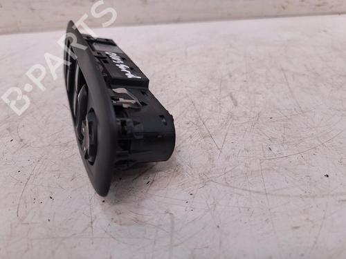Right front window switch PEUGEOT 208 I (CA_, CC_) 1.2 PureTech 82 | BP37267052I26 - Image 6