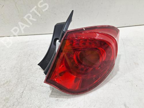 Feu arrière droit ALFA ROMEO GIULIETTA (940_) 2.0 JTDM (940FXE1A, 940FXG11) (170 hp) 32064112
