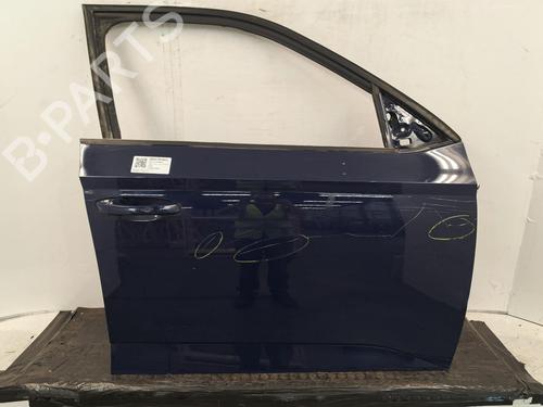 Used Right front door Right front door 38447261 38447261