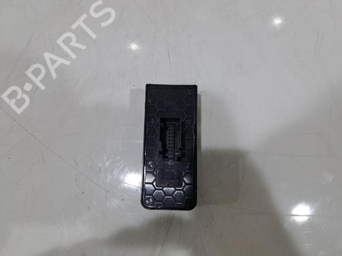 Right front window switch CITROËN C3 III (SX) 1.2 THP 110 (SXHNPS, SXHNZT, SXHNZ6) | BP38938677I26 - Image 3