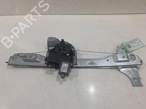 Rudehejsemekanisme Højre foran PEUGEOT 208 I (CA_, CC_) 1.0 VTi (68 hp) 31751317