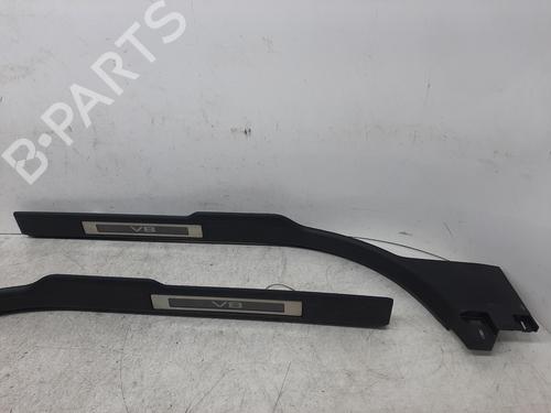 Used Step LAND ROVER DEFENDER Station Wagon (L663) P525 4x4 (525 hp) 29235773