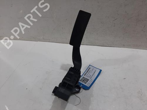 Pedal MERCEDES-BENZ A-CLASS (W176) A 200 CDI / d (176.008) (136 hp) 33179642