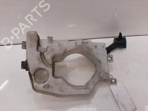 Used Windscreen washer tank Windscreen washer tank 38059782 38059782
