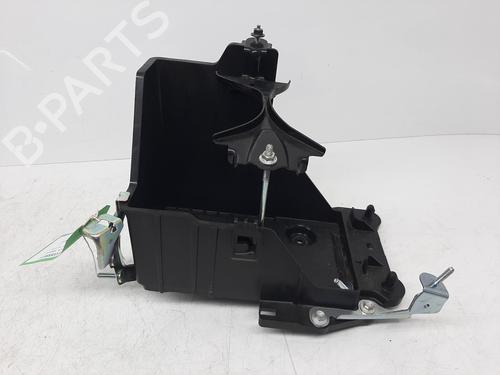 Używane Wspornik / Uchwyt MAZDA 2 Hatchback (DL, DJ) 1.5 SKYACTIV-G (90 hp) 31305062