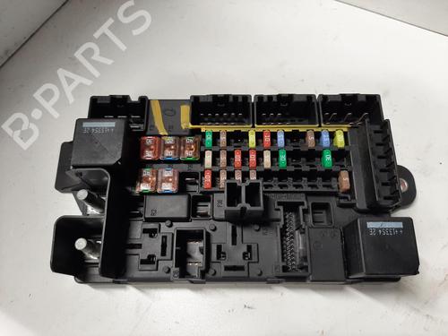 fuse-box-jaguar-f-type-convertible-x152-2012-26765622 main image