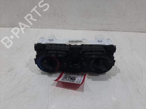 Mando climatizador VAUXHALL CORSA Mk IV (E) (X15) 1.4 (90 hp) 31705706