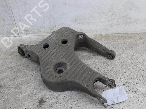 Venstre bagtil bærearm LAND ROVER RANGE ROVER IV (L405) 4.4 SDV8 4x4 (340 hp) 26746525