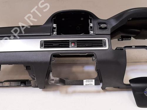 Ander VOLVO V70 III (135) D3 (150 hp) 26837836