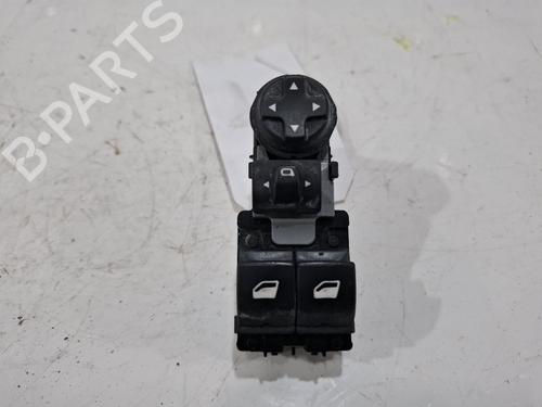 Used Right front window switch Right front window switch VAUXHALL CORSA Mk V (F) 1.2 (75 hp) 40455602 40455602