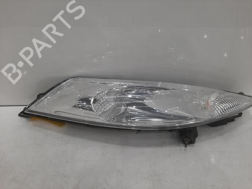 Right headlight NISSAN JUKE (F15) 1.6 | BP26841185C29 