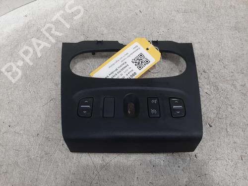 Used Switch DACIA SANDERO II TCe 90 (B8M1, B8MA, B8AC) (90 hp) 26784427