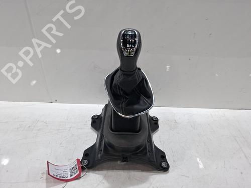 Used Gear lever Gear lever VAUXHALL CORSA Mk IV (E) (X15) 1.4 (150 hp) 39757212 39757212