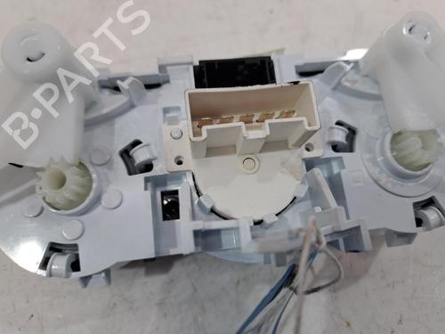 Climate control VAUXHALL CORSA Mk IV (E) (X15) 1.4 | BP31964616I5