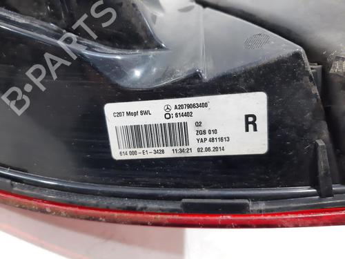 Right taillight MERCEDES-BENZ E-CLASS Coupe (C207) E 220 CDI / d (207.302, 207.301) | BP37422126C35 - Image 2