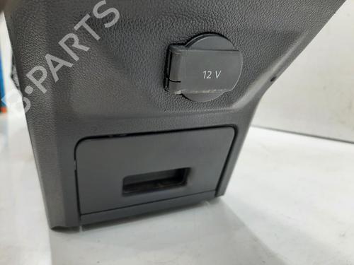 Middle console VW TOURAN (5T1) 1.6 TDI | BP31999122I22