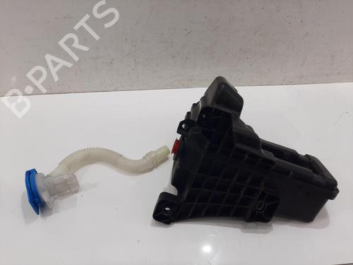 Sprinklertank VW POLO VI (AW1, BZ1, AE1) 1.0 (65 hp) 32683190