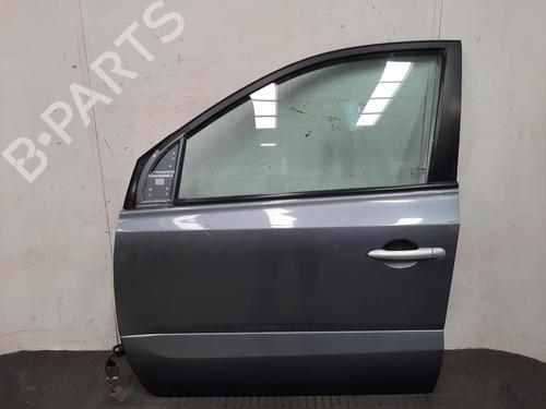 Used Left front door RENAULT KOLEOS I (HY_) 2.0 dCi (HY0K) (150 hp) 26798169