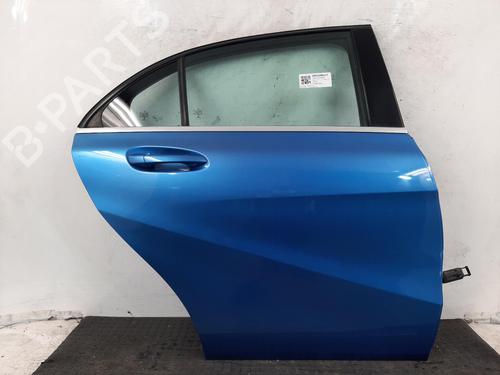 Puerta trasera derecha MERCEDES-BENZ A-CLASS (W176) A 180 (176.042) (122 hp) 30844080