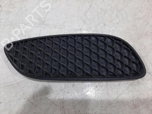 grille-mercedes-benz-a-class-w176-2012-2013-2014-2015-2016-2017-2018-35768873 main image