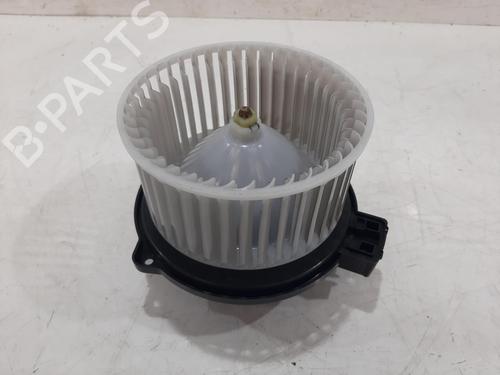 Used Heater blower motor MAZDA CX-30 (DM) SKYACTIV-X M Hybrid (DMFP) (179 hp) 33124444