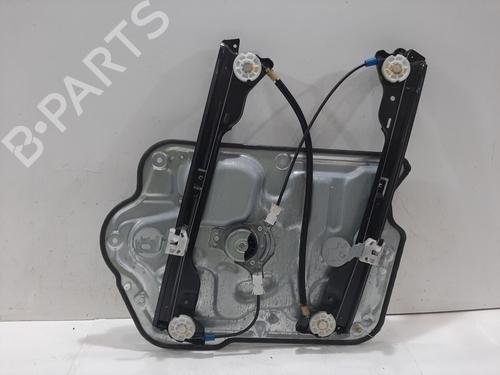 Vindusheismekanisme venstre foran NISSAN QASHQAI I (J10, NJ10) 1.6 (117 hp) 30585919