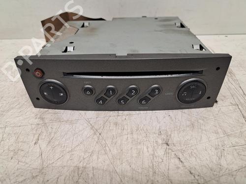 Used Radio RENAULT GRAND SCÉNIC II (JM0/1_) 1.5 dCi (JM1E) (106 hp) 26744819